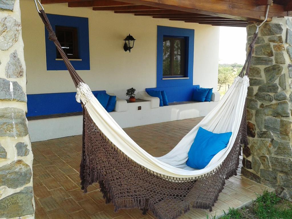 Monte Azul - Casas de Campo do Junqueirinho Bicos Quarto foto